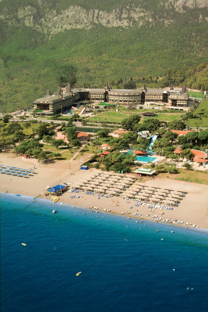 cheap resort hotels to Spend holiday with family