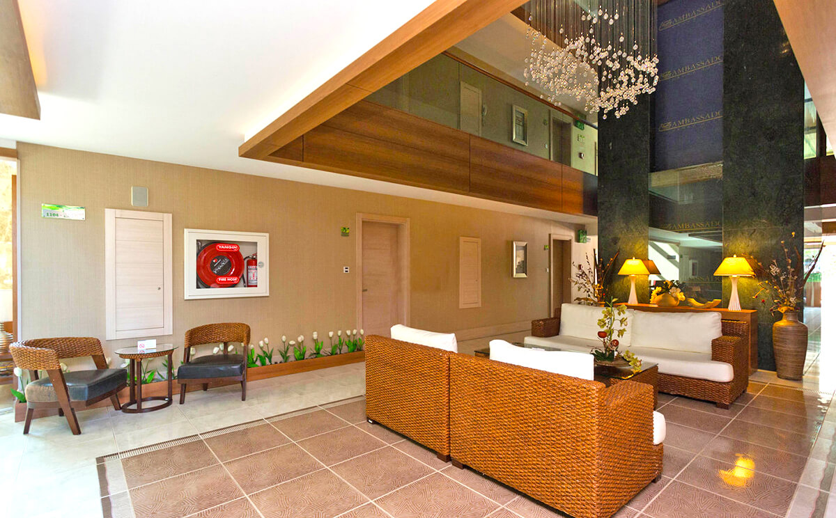 cheap resort hotels to Spend holiday with family