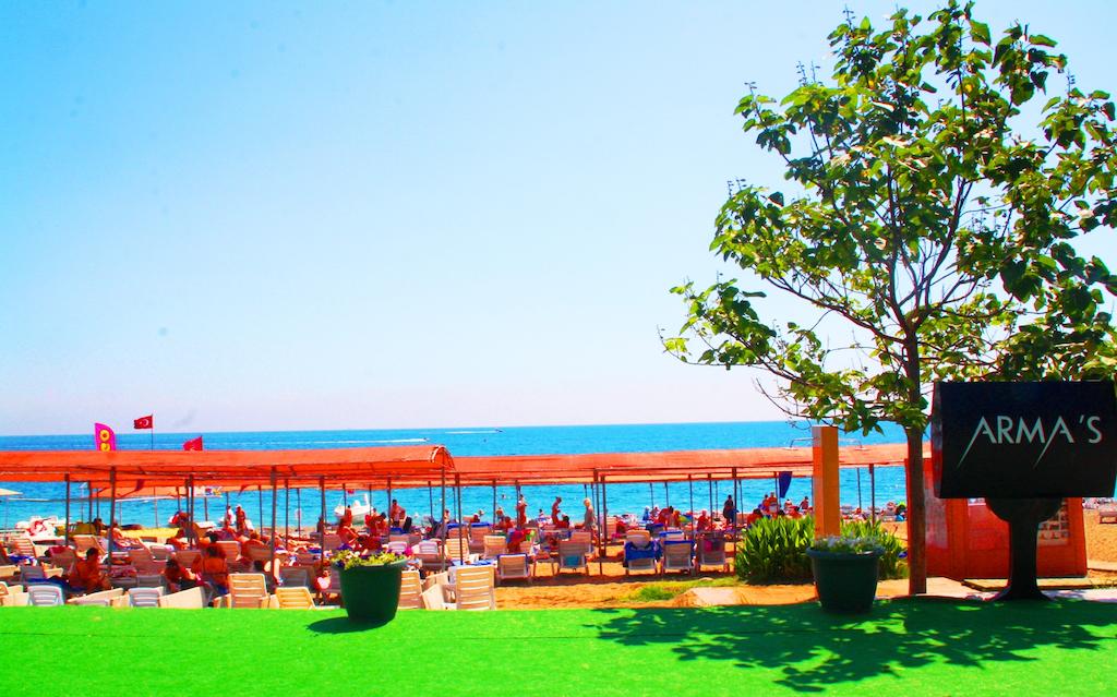 cheap resort hotels to Spend holiday with family