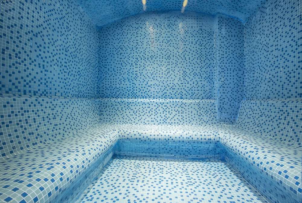 cheap resort hotels to Spend holiday with family