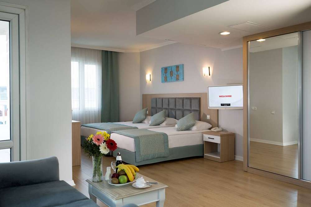 cheap resort hotels to Spend holiday with family