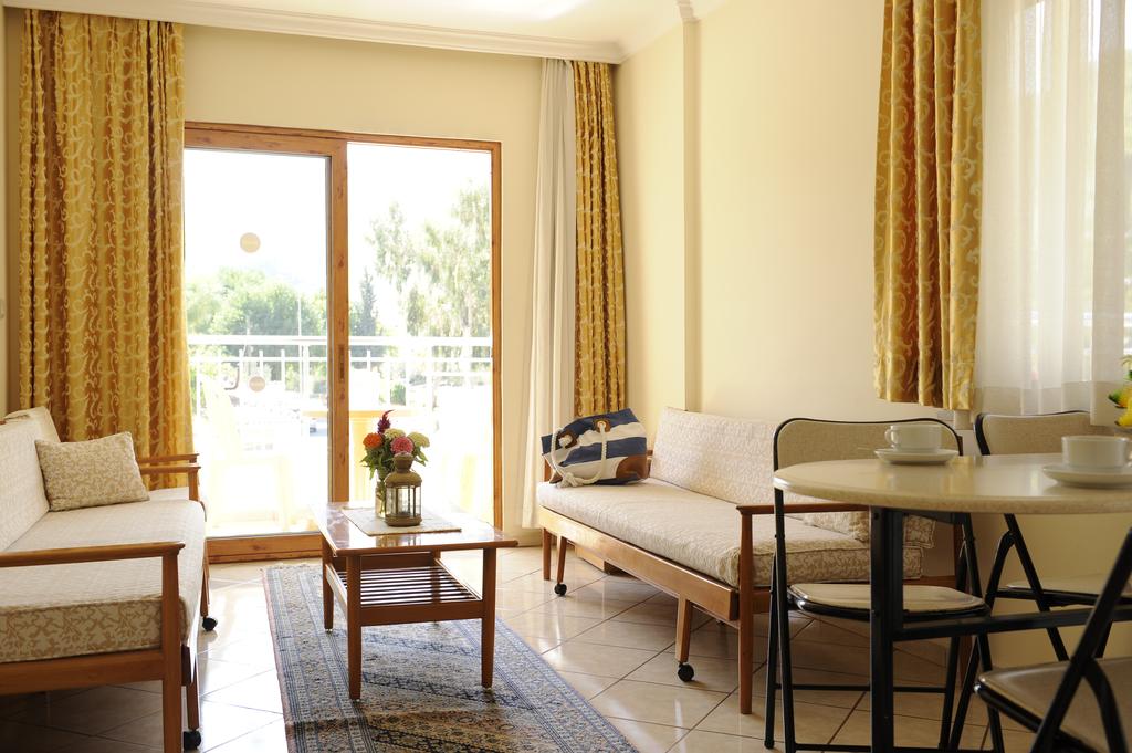 cheap resort hotels to Spend holiday with family