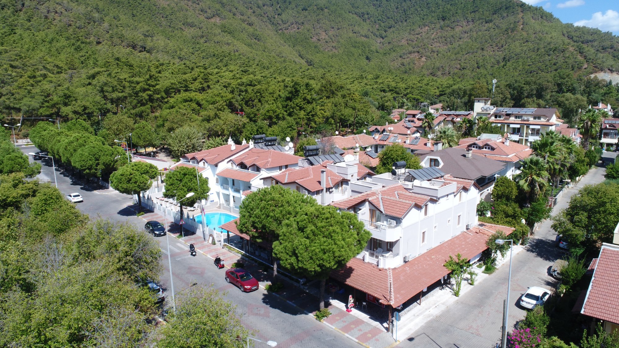 cheap resort hotels to Spend holiday with family