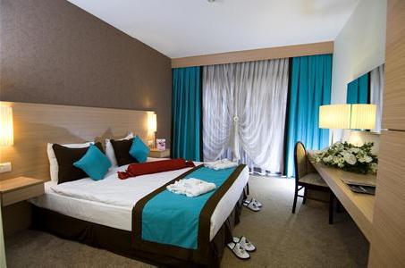 cheap resort hotels to Spend holiday with family