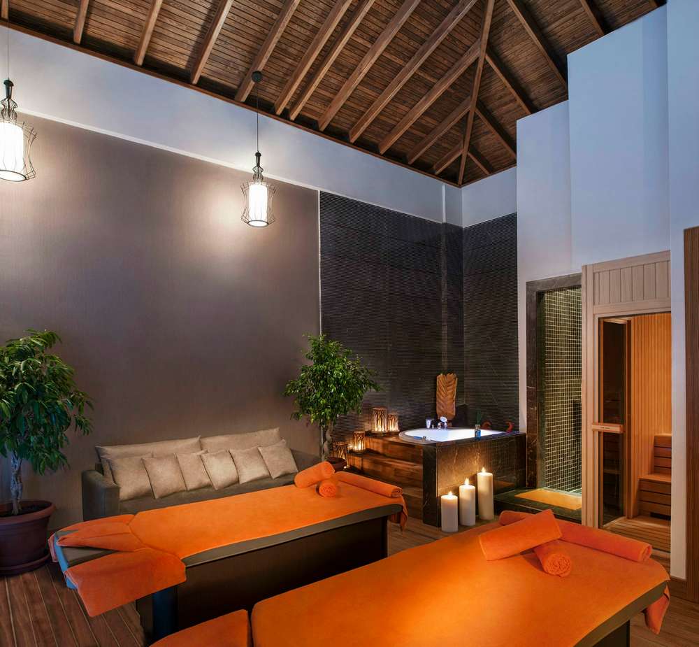 cheap resort hotels to Spend holiday with family