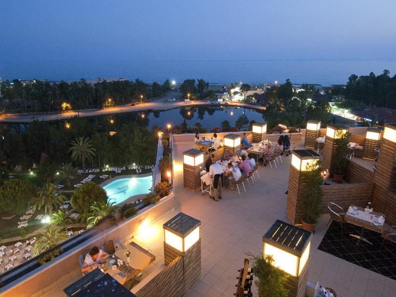 cheap resort hotels to Spend holiday with family