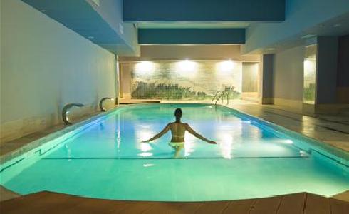 cheap resort hotels to Spend holiday with family