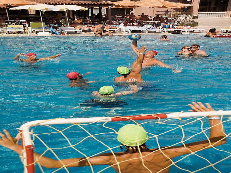 cheap resort hotels to Spend holiday with family