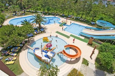 cheap resort hotels to Spend holiday with family