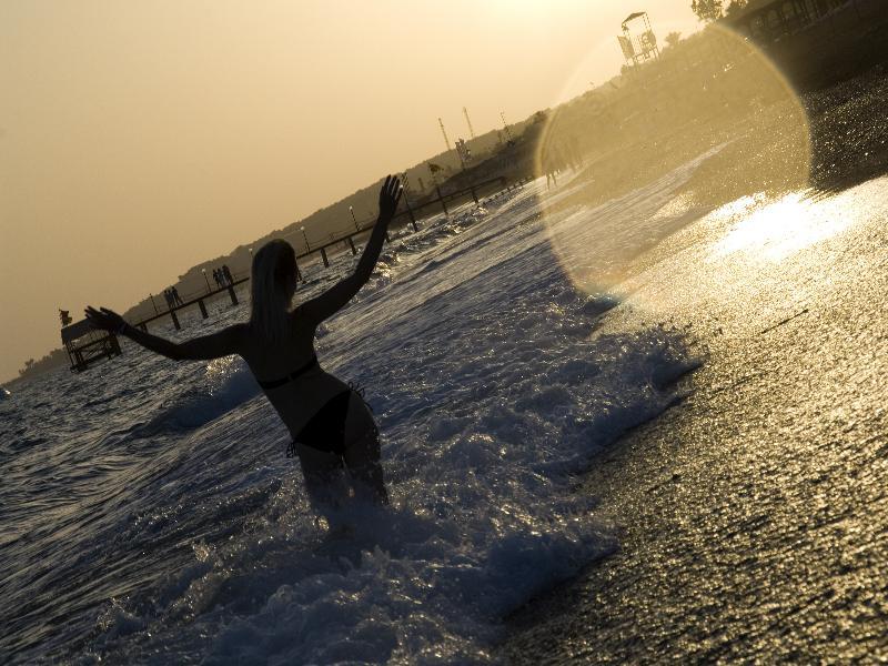 cheap resort hotels to Spend holiday with family