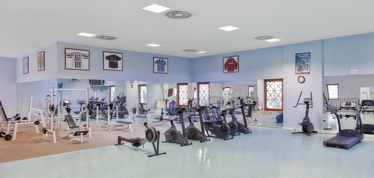 cheap resort hotels to Spend holiday with family