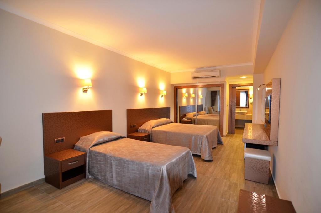 cheap resort hotels to Spend holiday with family