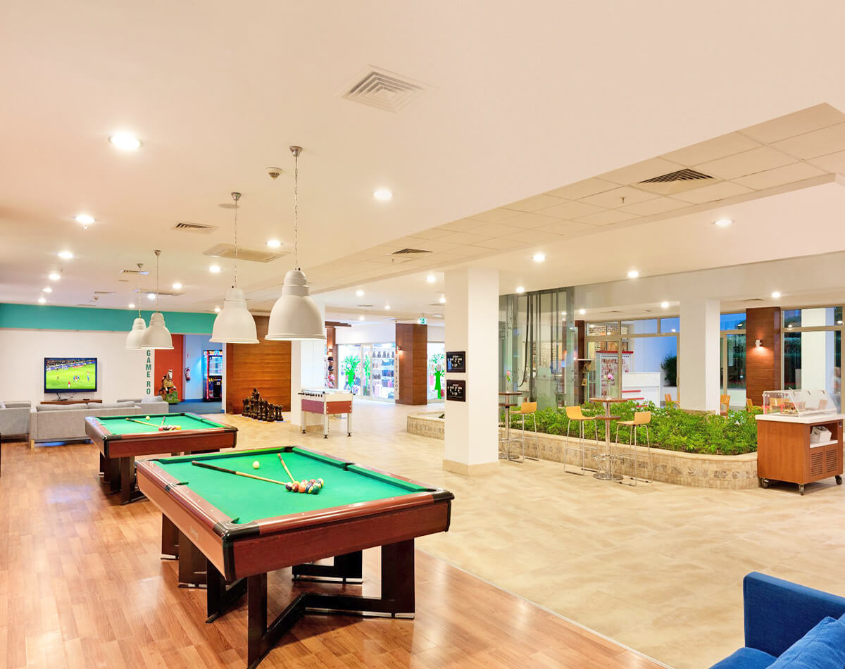 cheap resort hotels to Spend holiday with family