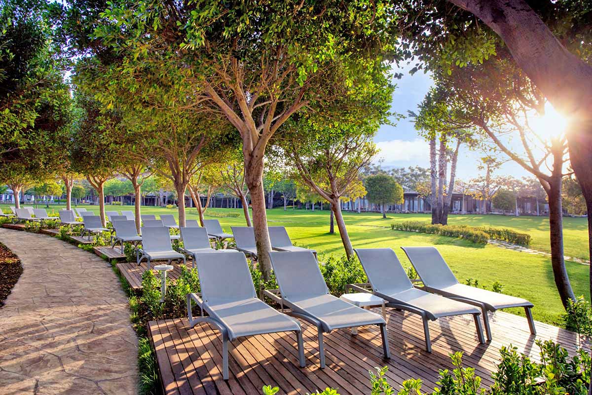 cheap resort hotels to Spend holiday with family