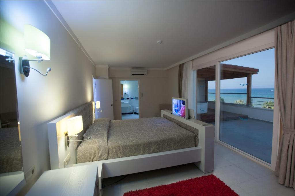 cheap resort hotels to Spend holiday with family