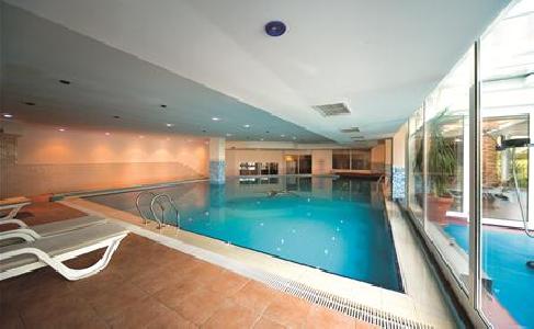 cheap resort hotels to Spend holiday with family