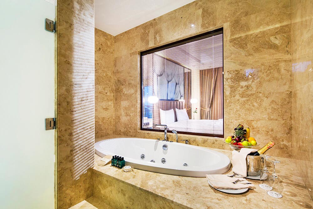 cheap resort hotels to Spend holiday with family