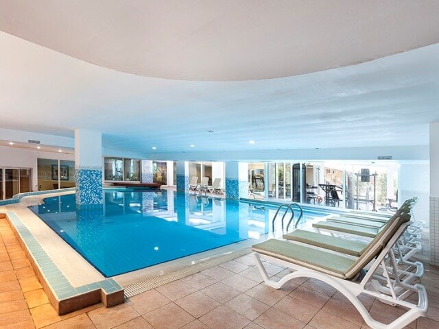 cheap resort hotels to Spend holiday with family