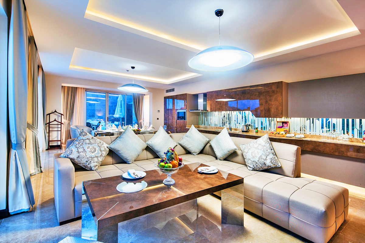 cheap resort hotels to Spend holiday with family