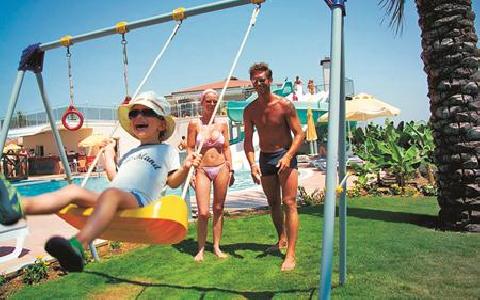 cheap resort hotels to Spend holiday with family