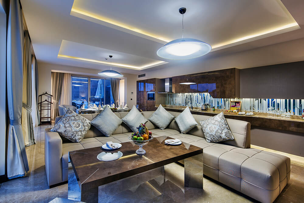 cheap resort hotels to Spend holiday with family