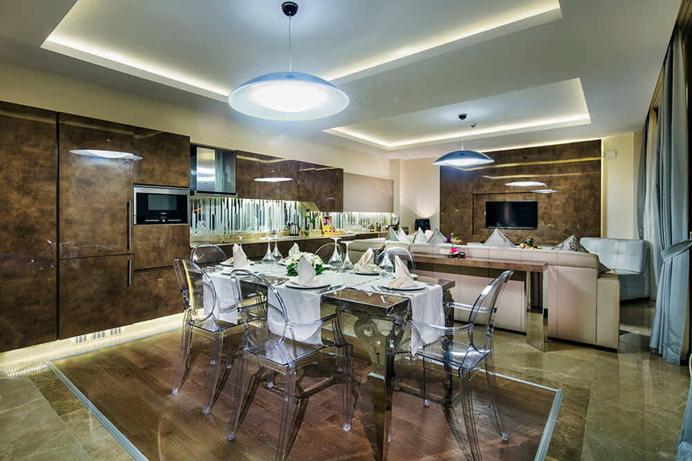 cheap resort hotels to Spend holiday with family