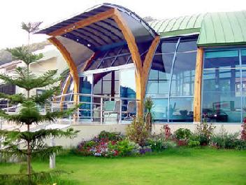 cheap resort hotels to Spend holiday with family