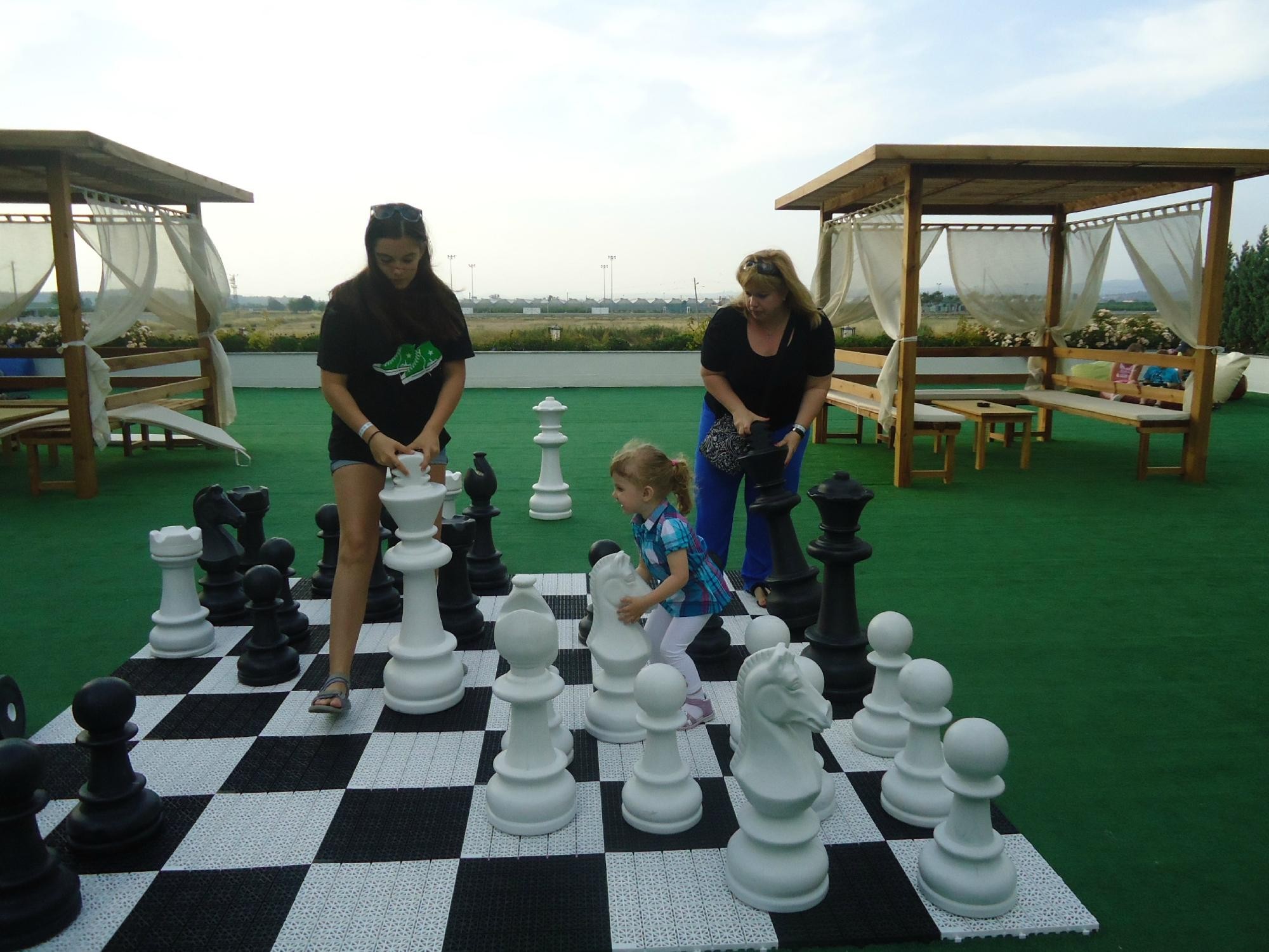 cheap resort hotels to Spend holiday with family