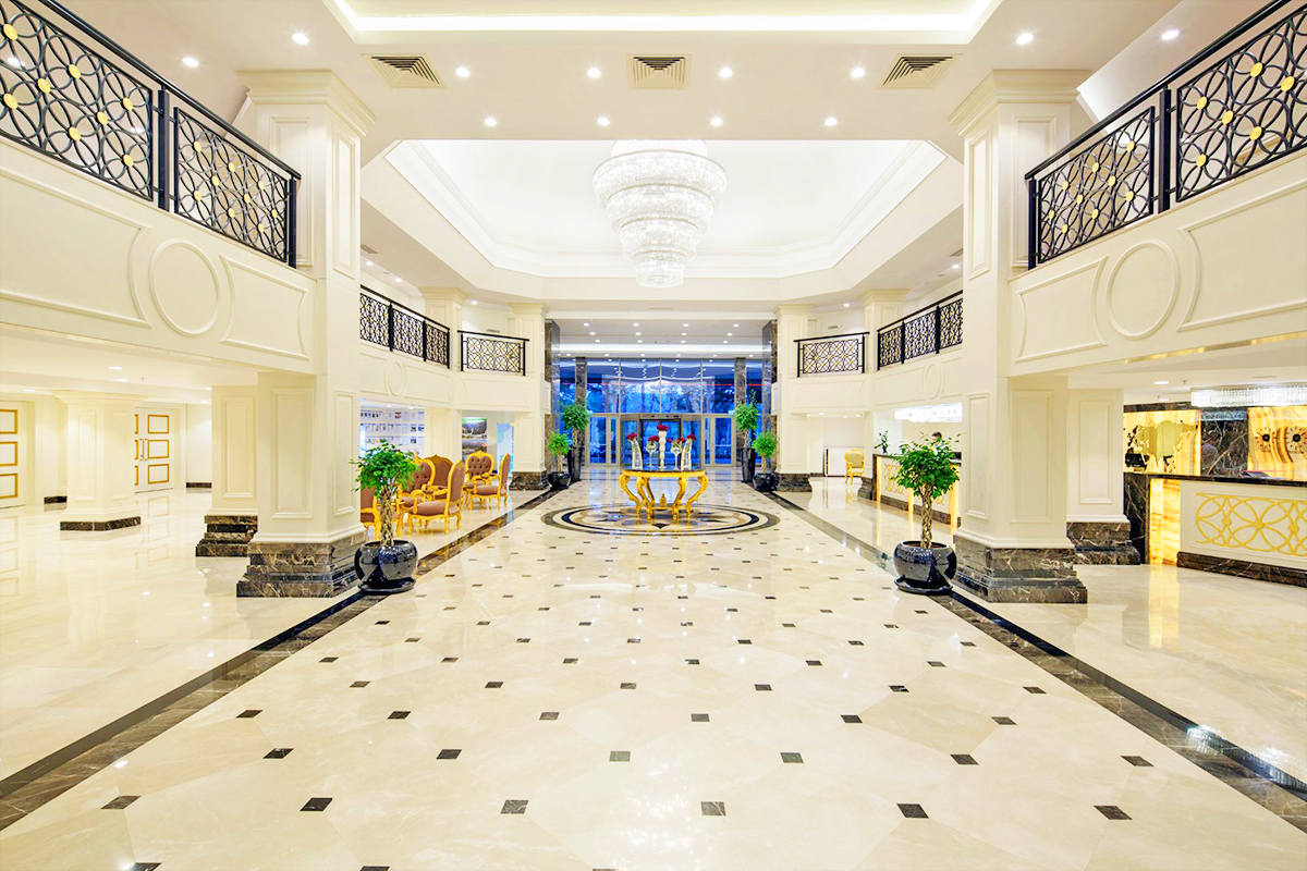 cheap resort hotels to Spend holiday with family