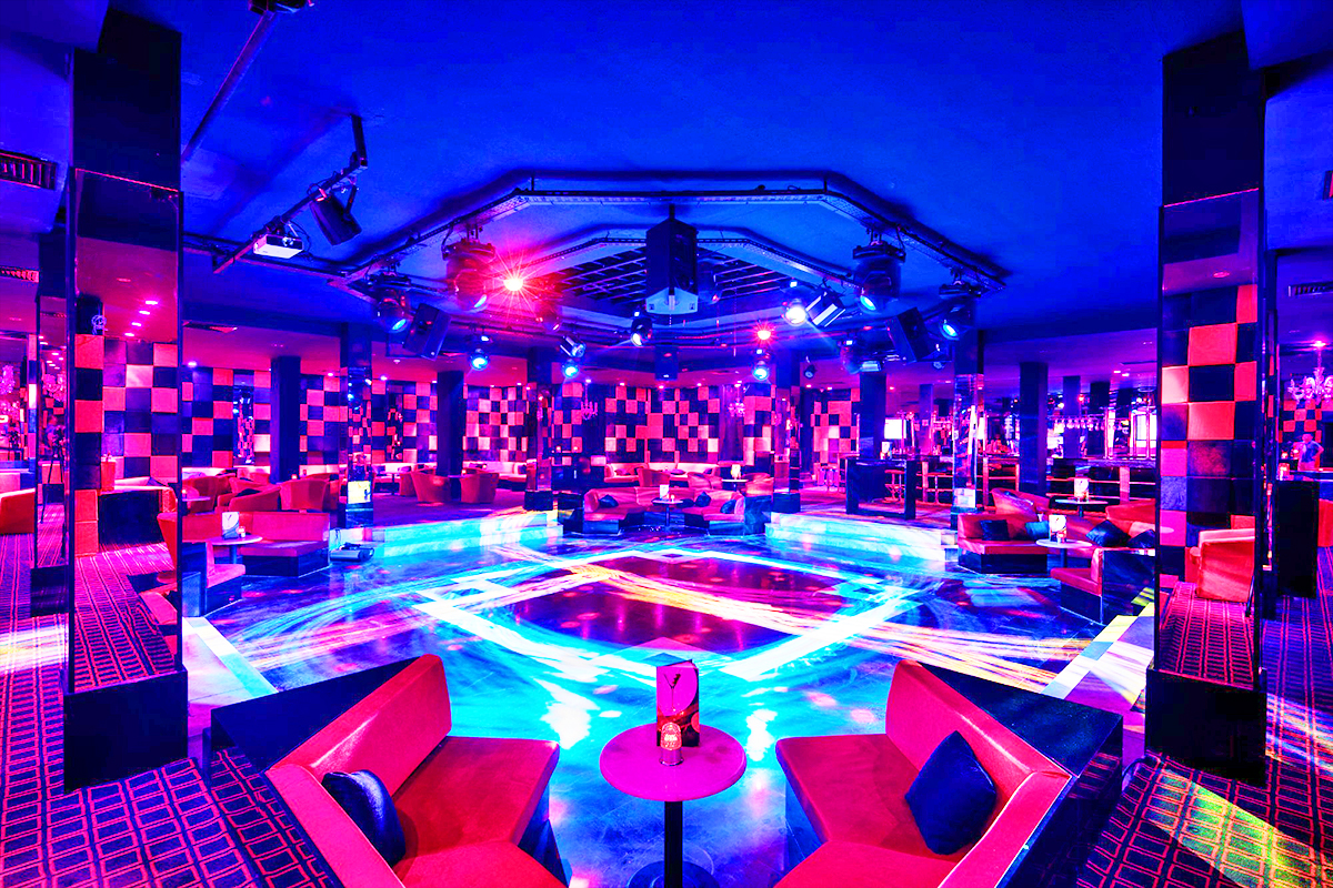 cheap resort hotels to Spend holiday with family