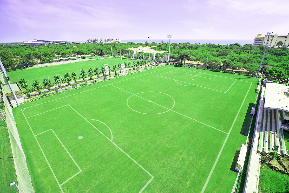 cheap resort hotels to Spend holiday with family