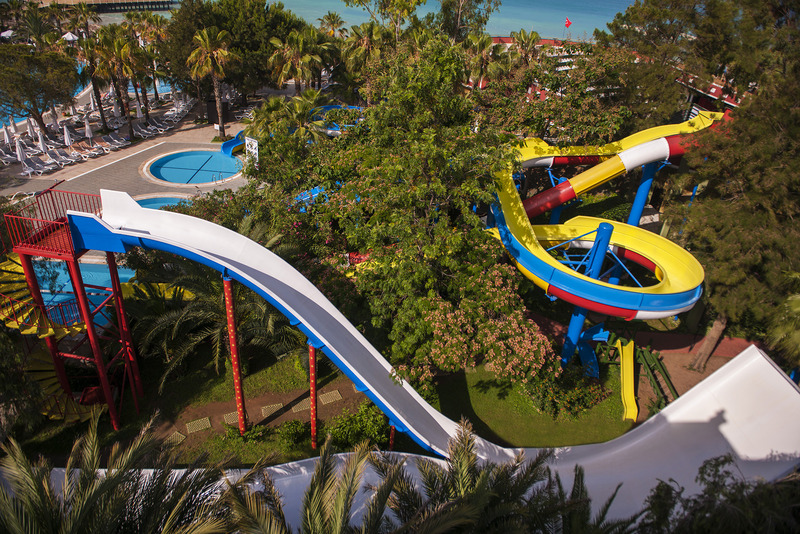 cheap resort hotels to Spend holiday with family