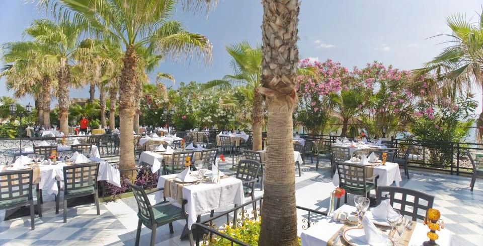 cheap resort hotels to Spend holiday with family