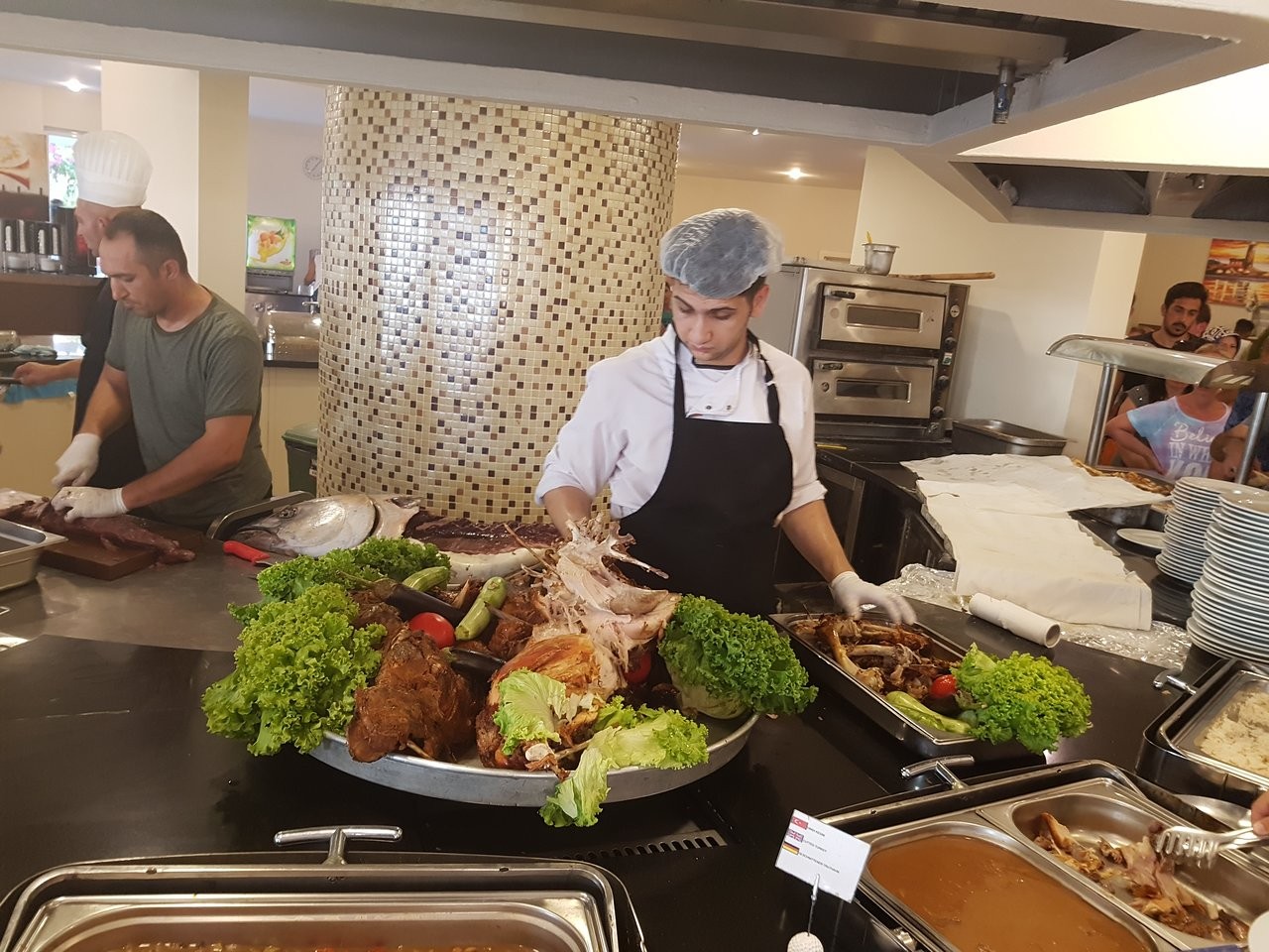 cheap resort hotels to Spend holiday with family