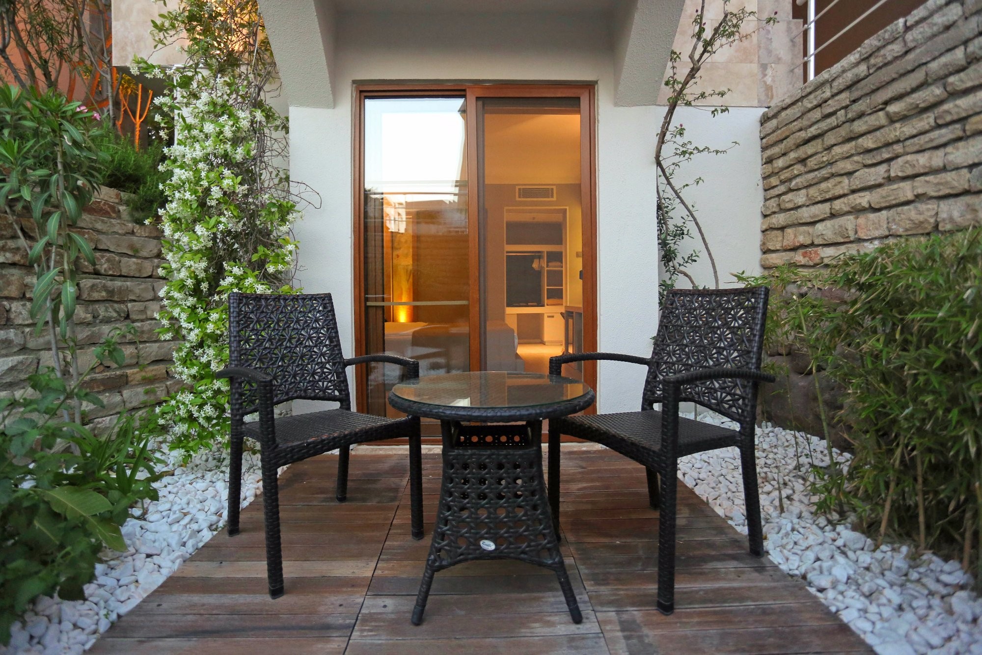 cheap resort hotels to Spend holiday with family