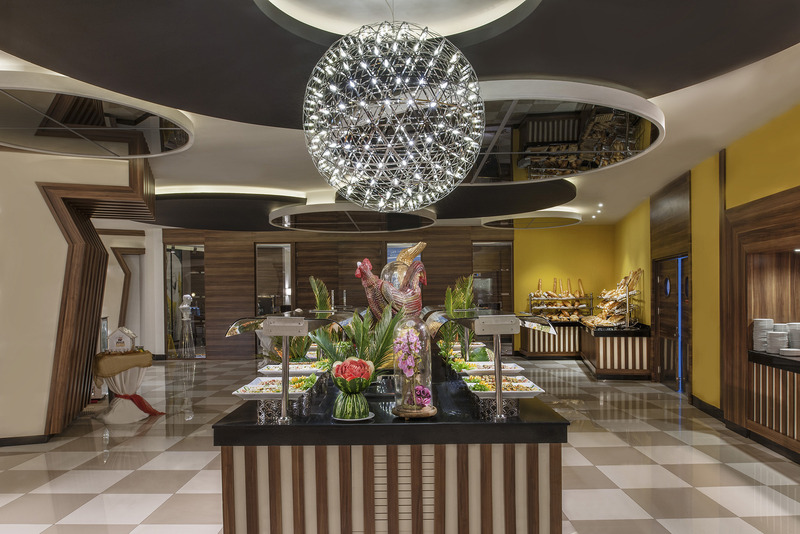 cheap resort hotels to Spend holiday with family