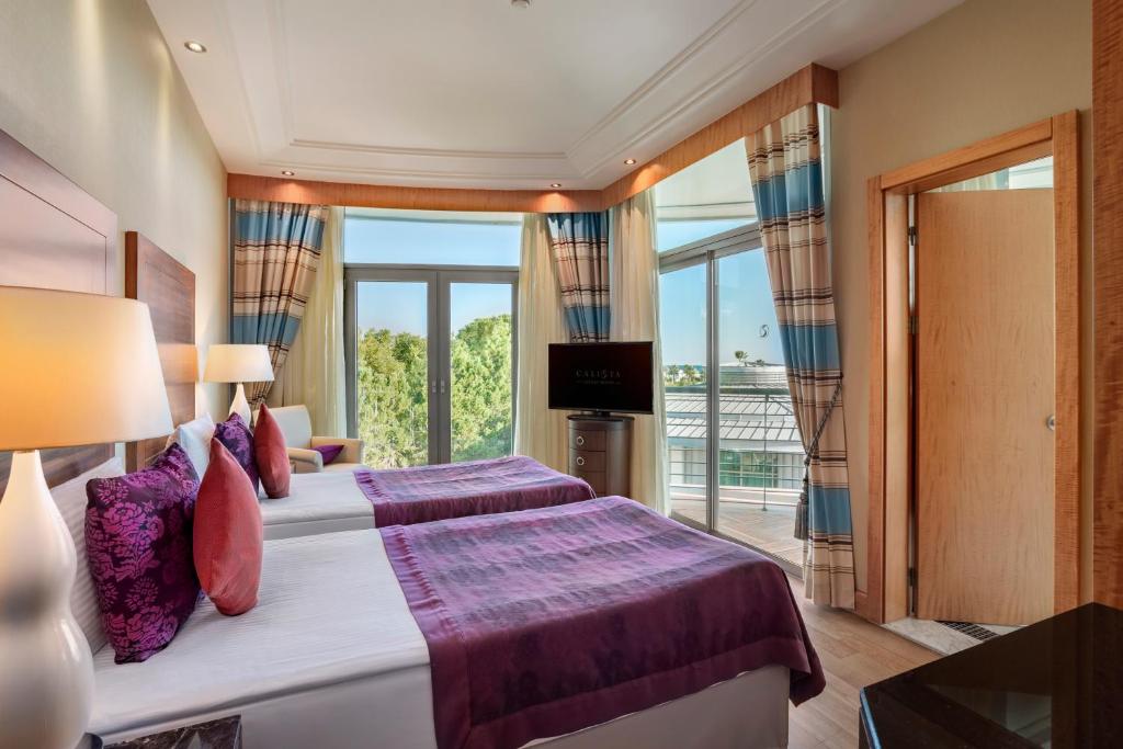 cheap resort hotels to Spend holiday with family