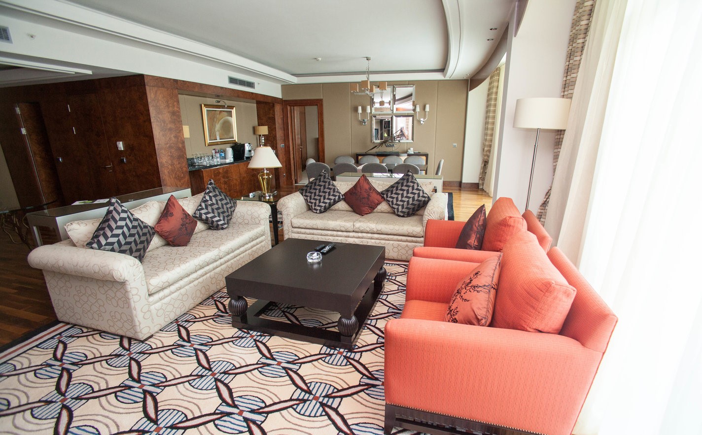 cheap resort hotels to Spend holiday with family