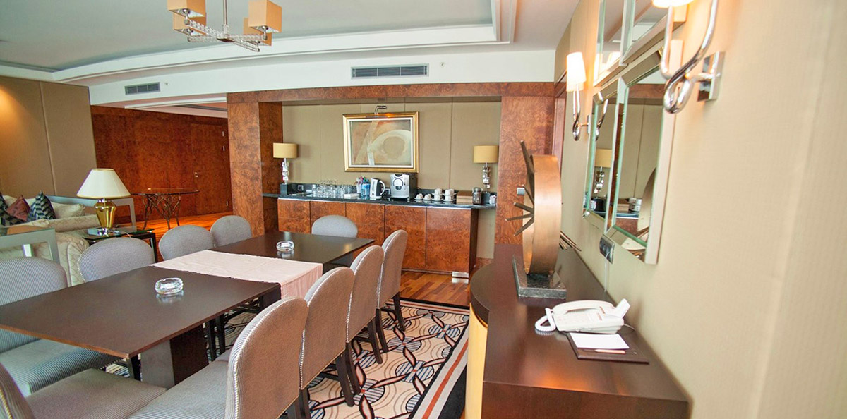 cheap resort hotels to Spend holiday with family