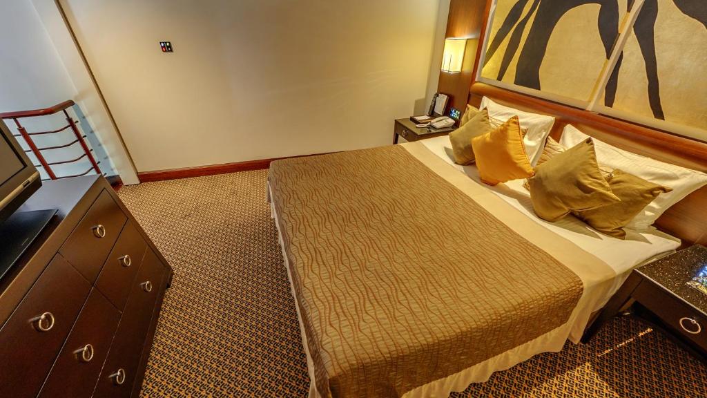 cheap resort hotels to Spend holiday with family