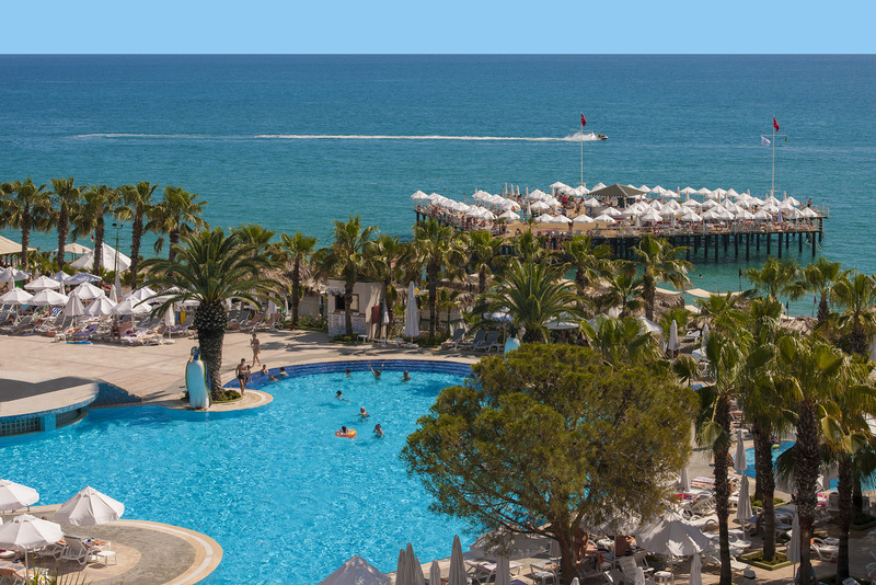 cheap resort hotels to Spend holiday with family