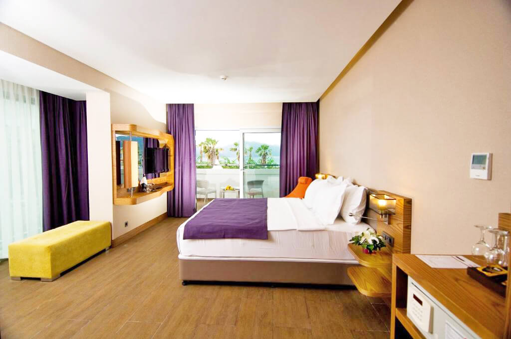 cheap resort hotels to Spend holiday with family