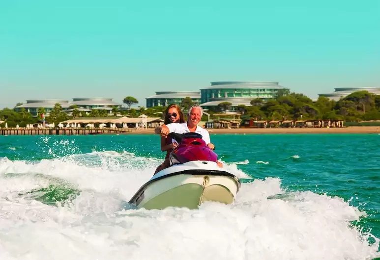 cheap resort hotels to Spend holiday with family