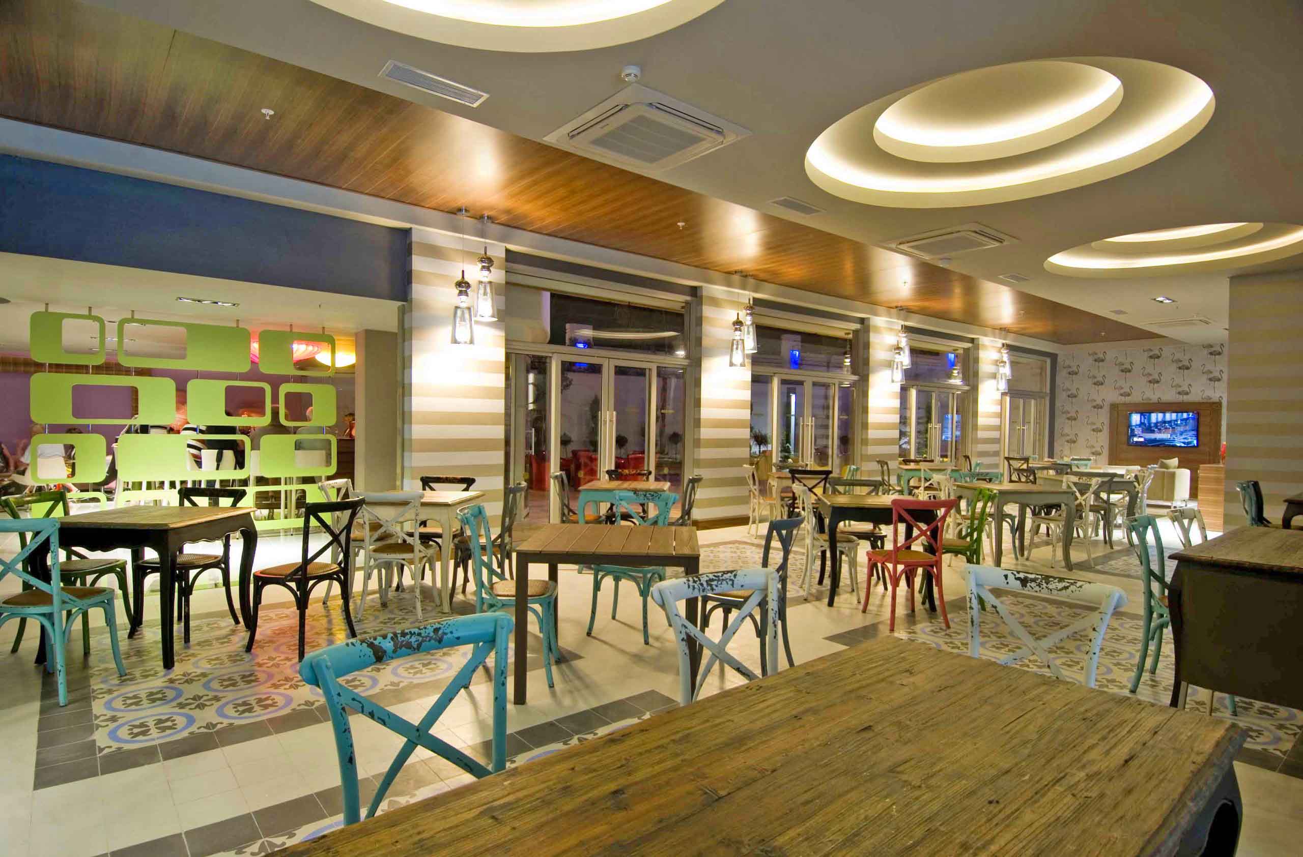 cheap resort hotels to Spend holiday with family