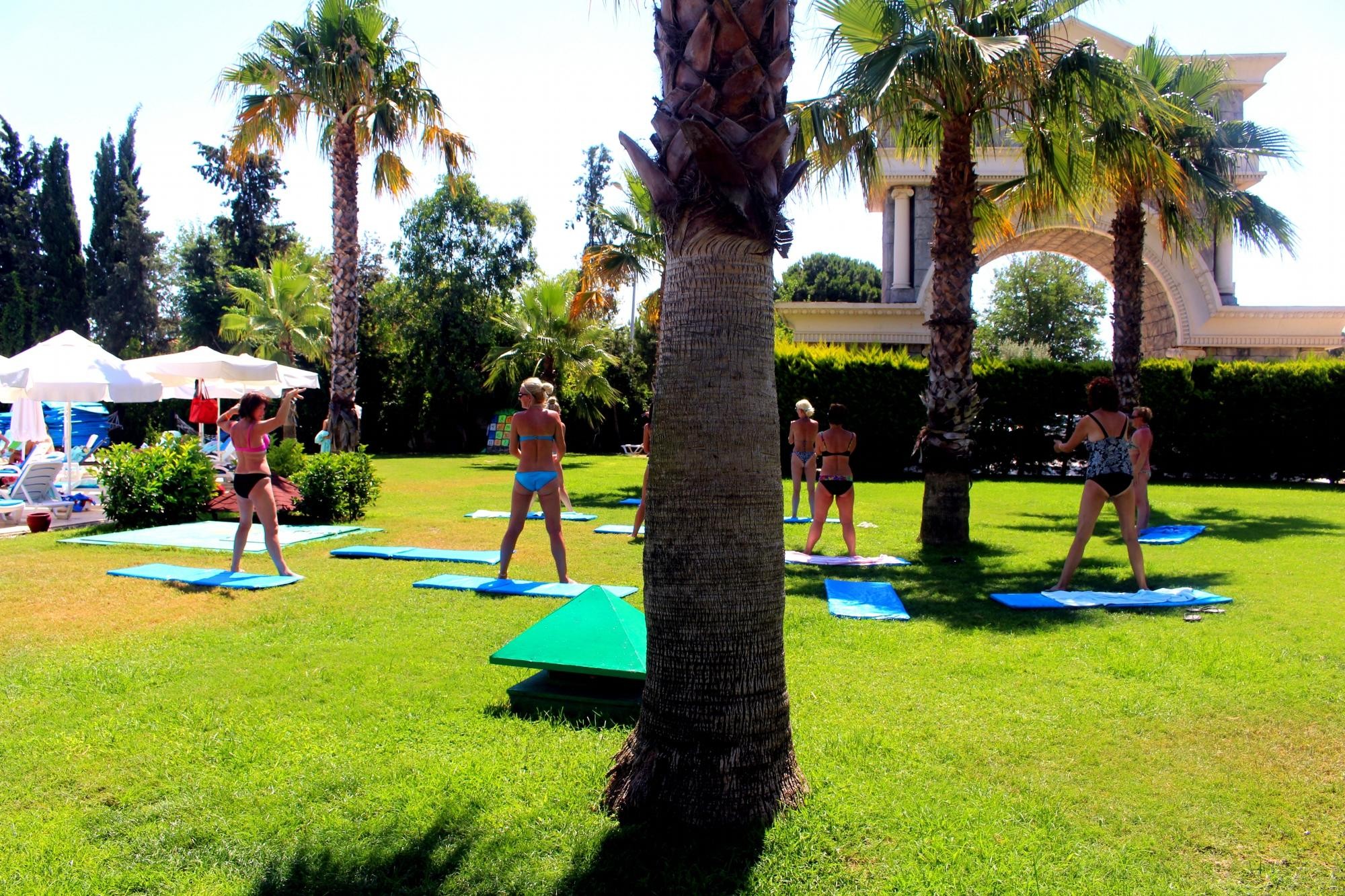 cheap resort hotels to Spend holiday with family