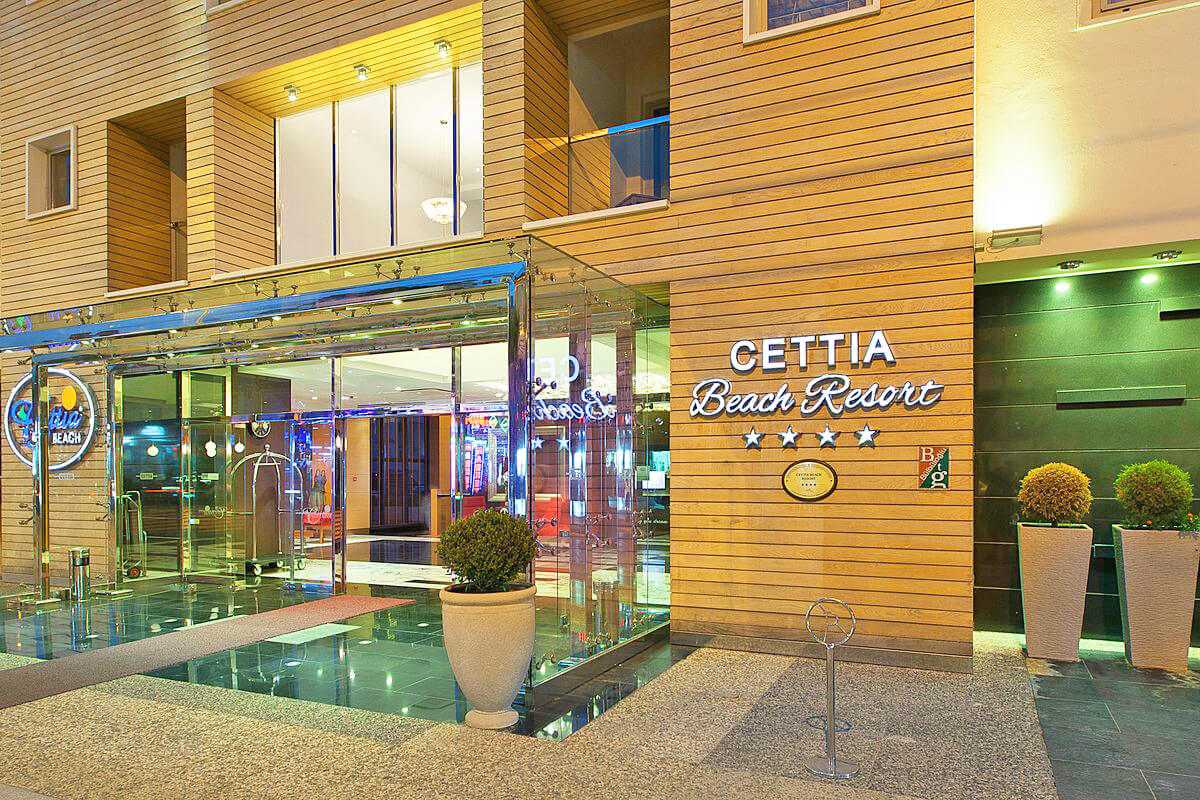 cheap resort hotels to Spend holiday with family