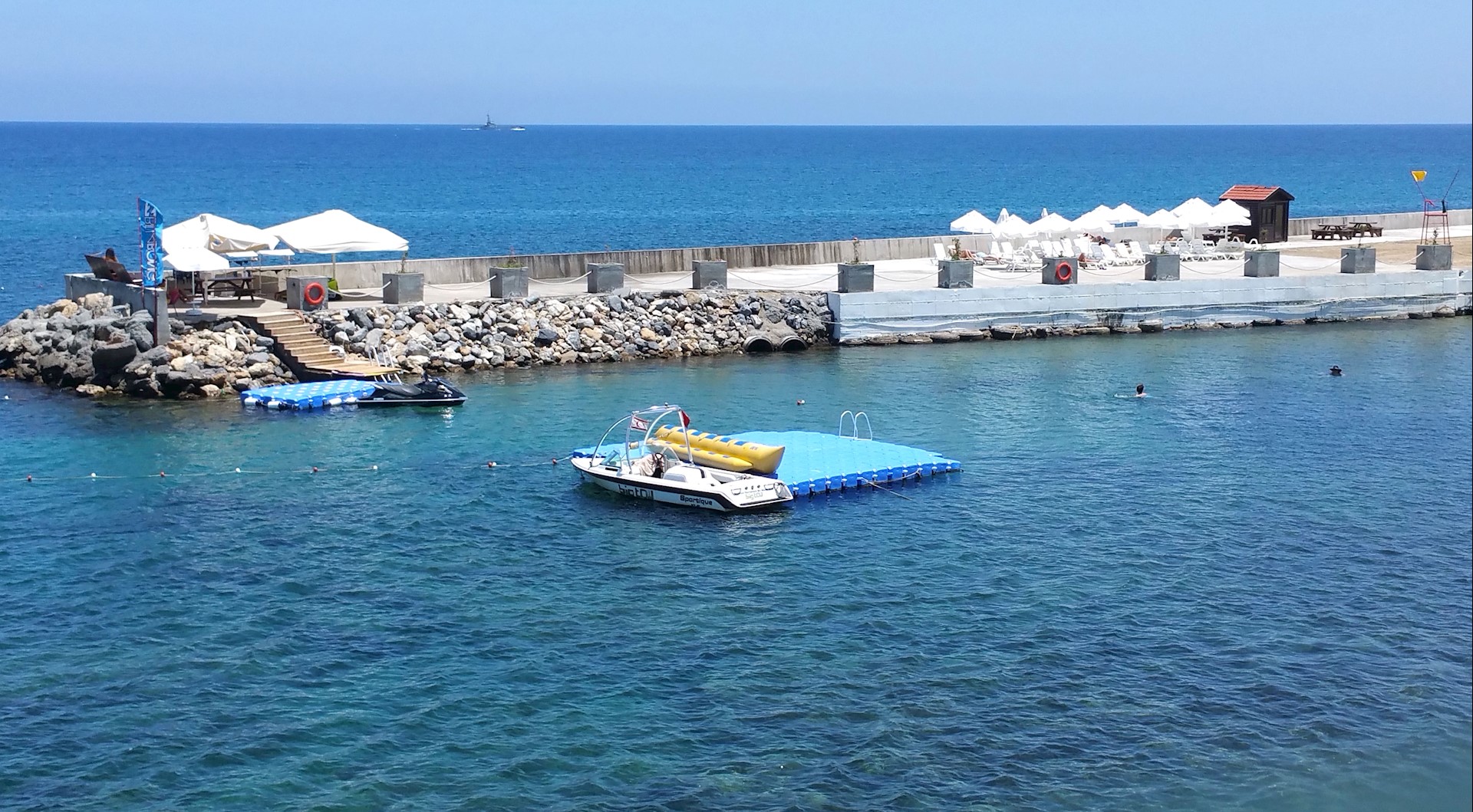 cheap resort hotels to Spend holiday with family