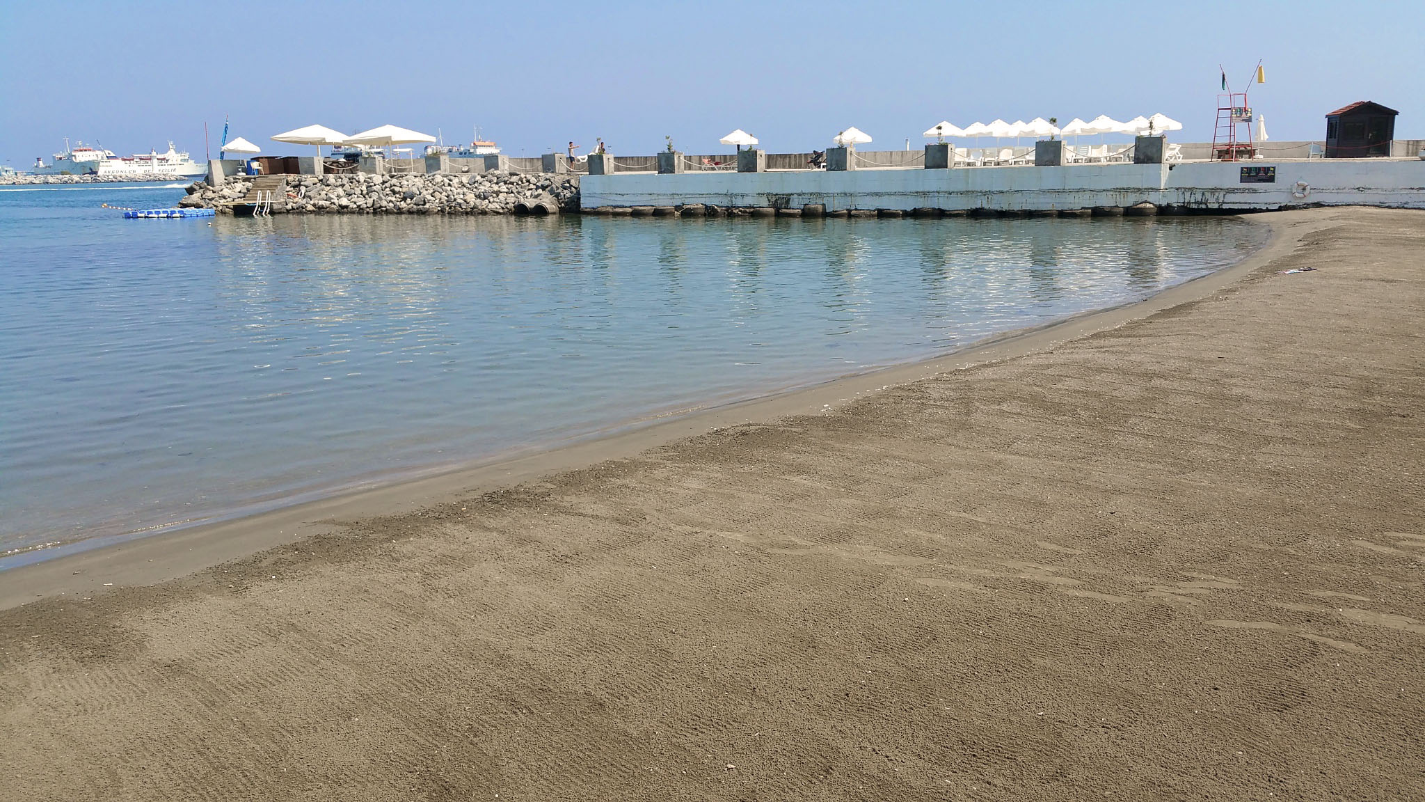 cheap resort hotels to Spend holiday with family