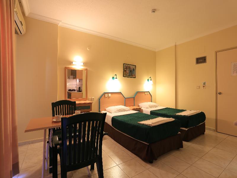 cheap resort hotels to Spend holiday with family