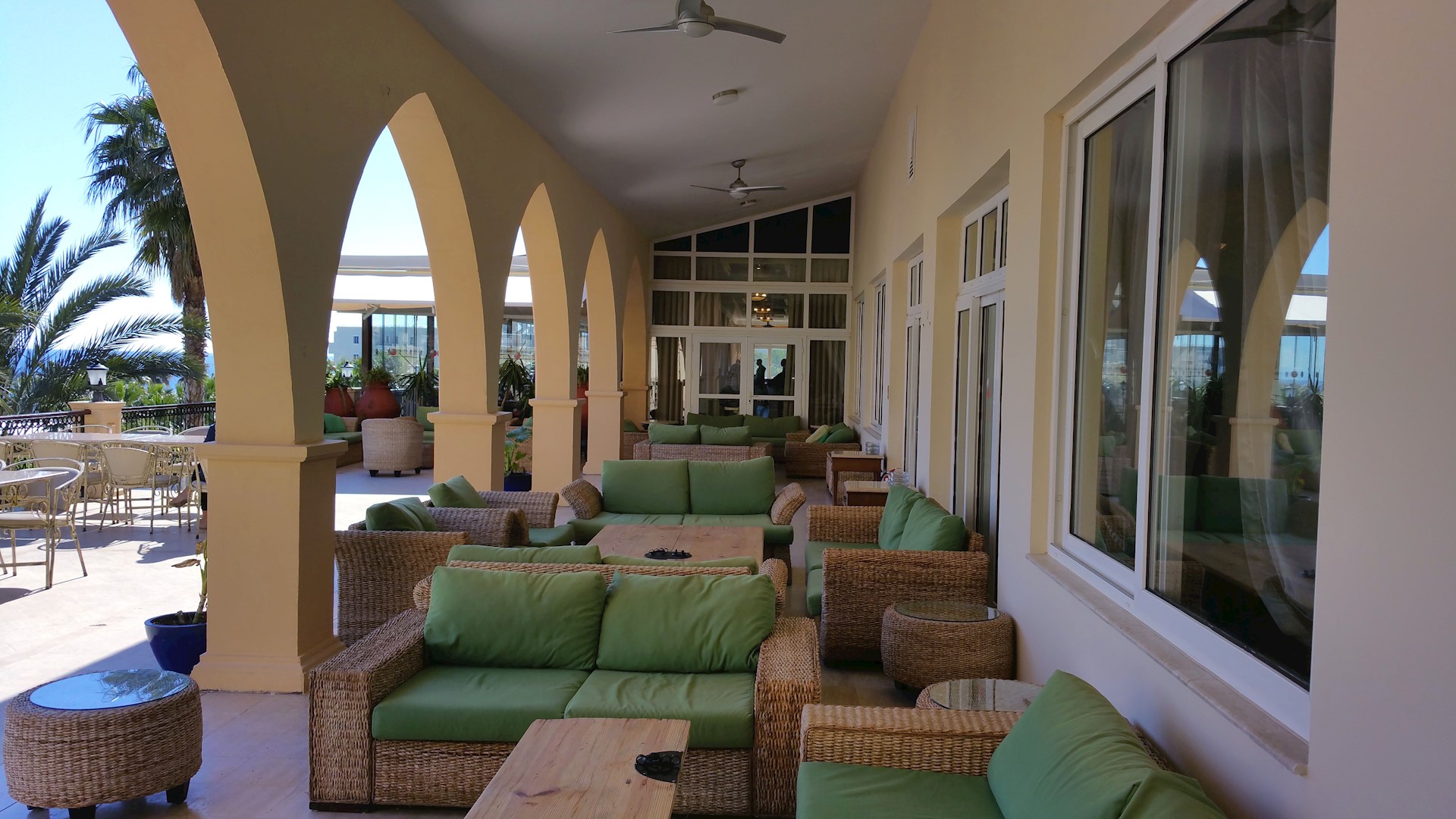 cheap resort hotels to Spend holiday with family